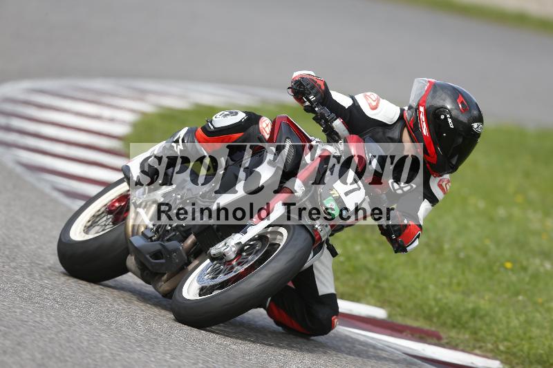 /53 16.09.2025 Track Day Domi Aegerter ADR/Gruppe gruen/7